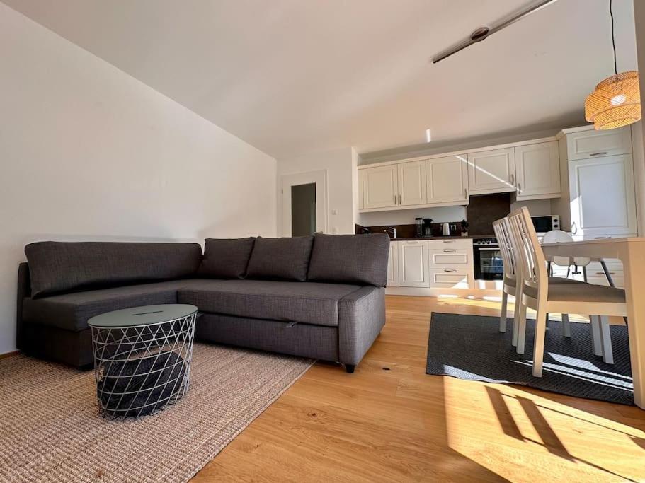 Apartamento Wohntraum Fuer Familien & Geschaeftsreisende Kempten Exterior foto